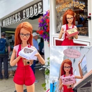 The Great Mackinac Island Fudge Debate 🍫 Which shop is your favorite? ⁣
⁣
#mackinacislandfudge #fudge #fudgetreat #murdicksfudge #joannsfudge #rybasfudge #fudgedebate #theyreallgood #fudgeshop #mackinacisland #mackinacislandlife #fudgefordessert #summertreat #michigantradition #puremichigan #michiganvacation #upnorthmichigan #summerinmichigan #dollstagram #thelifeofabarbie #mylifeinminiature #barbiestyle #vacationstyle #barbievacation #barbiephotography #dollslifemagazine