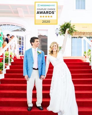 We’re so excited to receive Wedding Wire’s “Couple’s Choice” Award 2020! What a great way to start the New Year! Thank you to all our lovely couples! We’re looking forward to another great wedding season at Grand Hotel❣️